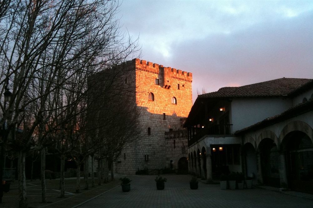Отель Landa Бургос Экстерьер фото The Despot Stefan Tower